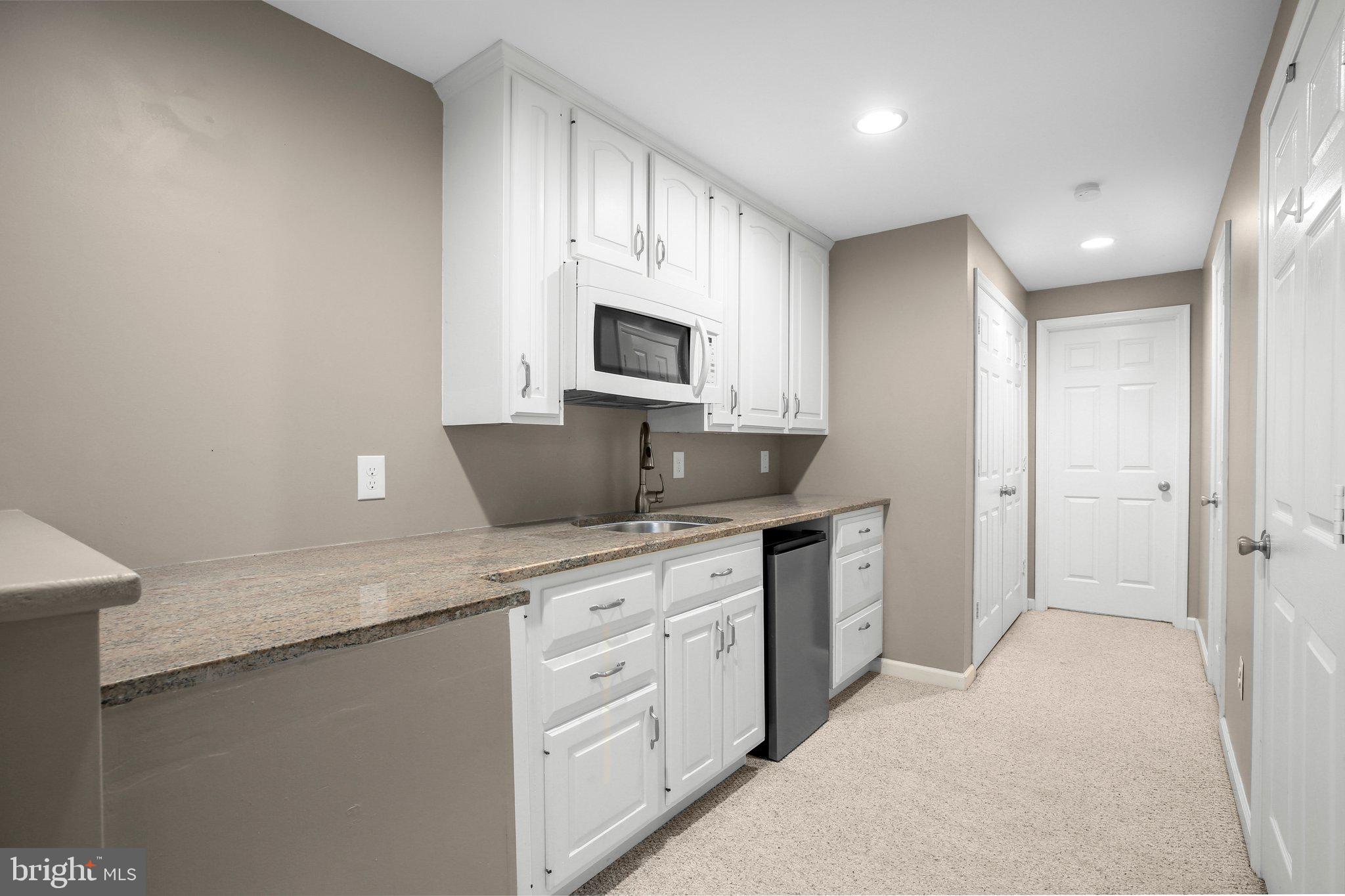 SHELTONS RUN - Residential