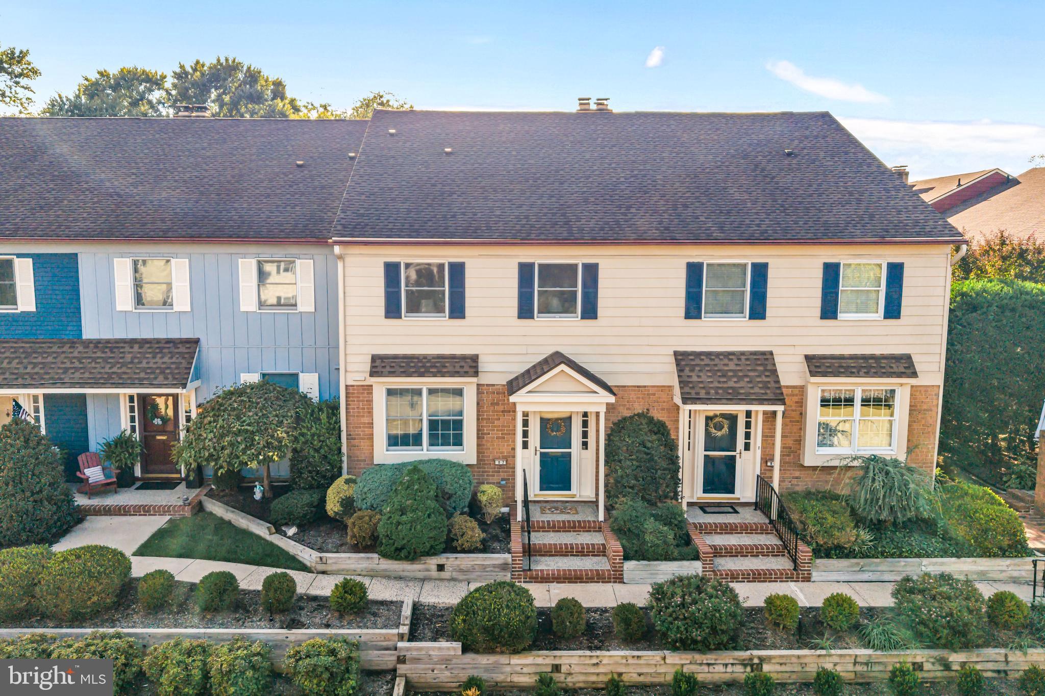 633 E MAIN STREET B7