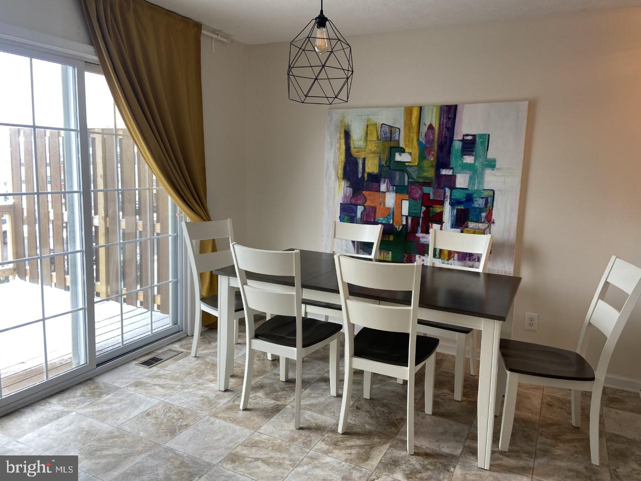 WINDSTONE TOWNHOMES - Residential Lease