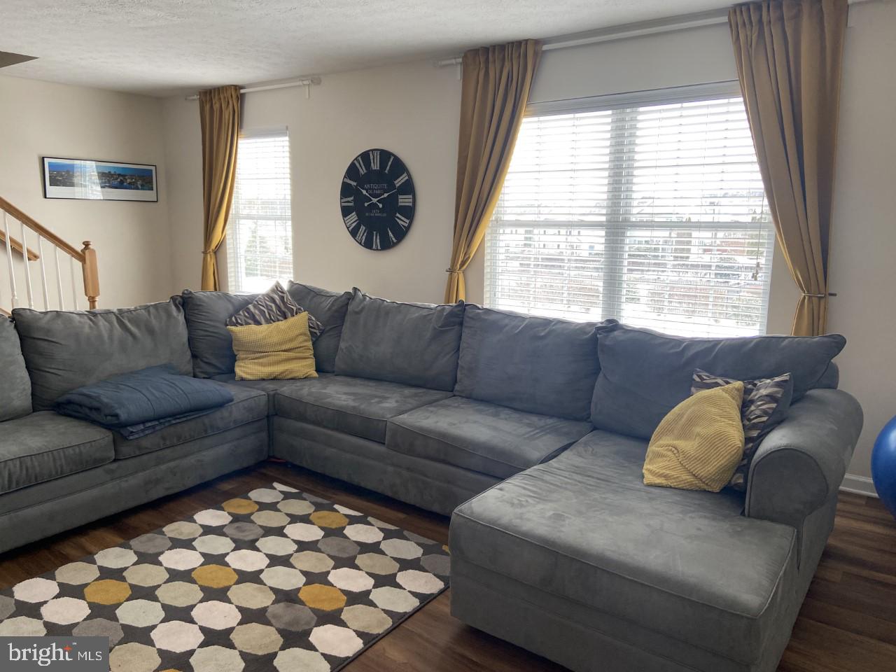 WINDSTONE TOWNHOMES - Residential Lease