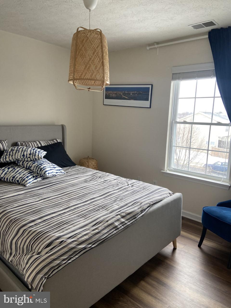 WINDSTONE TOWNHOMES - Residential Lease