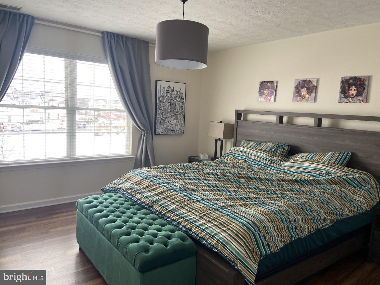 WINDSTONE TOWNHOMES - Residential Lease