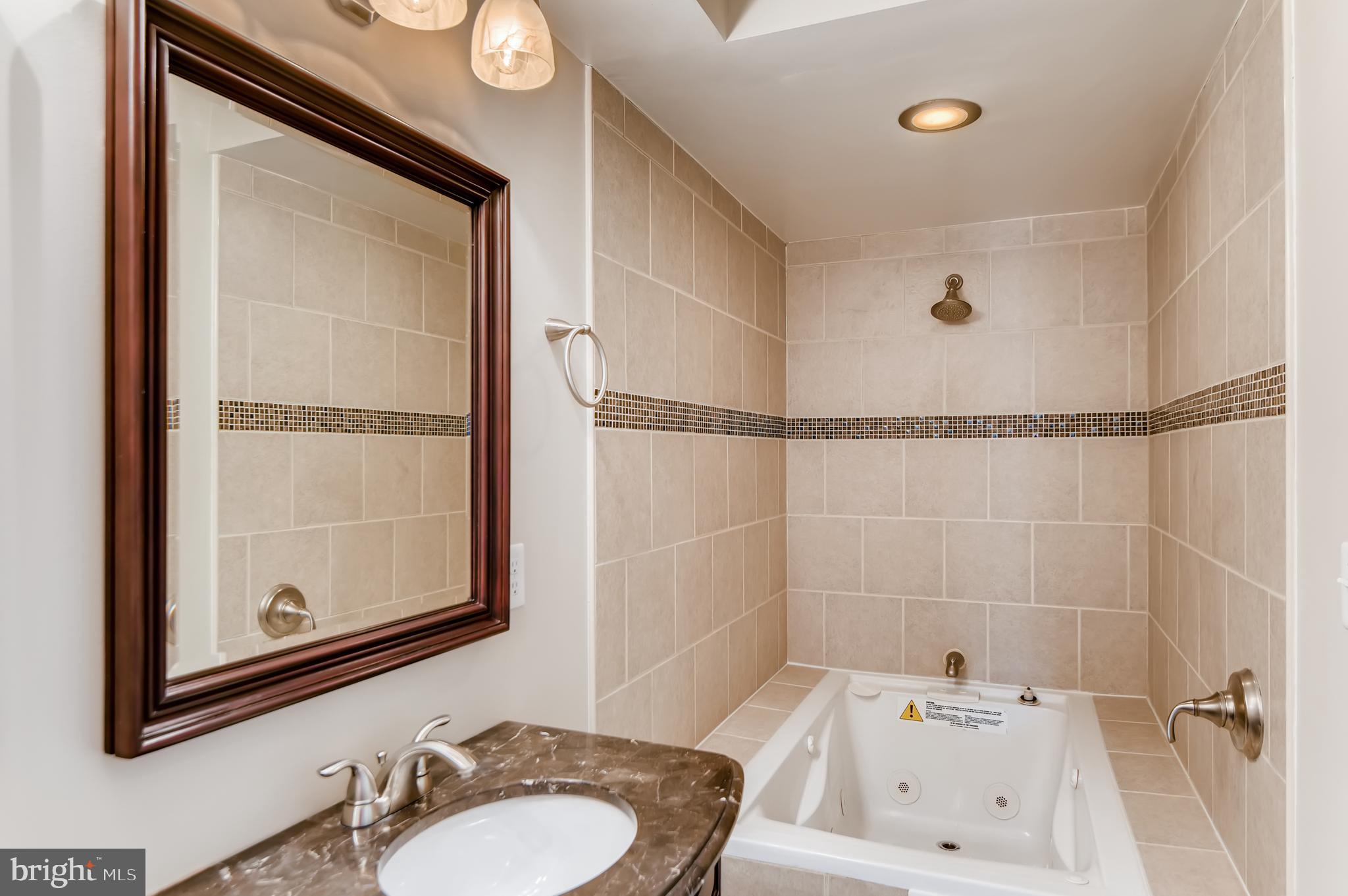 CANTON - Residential Lease