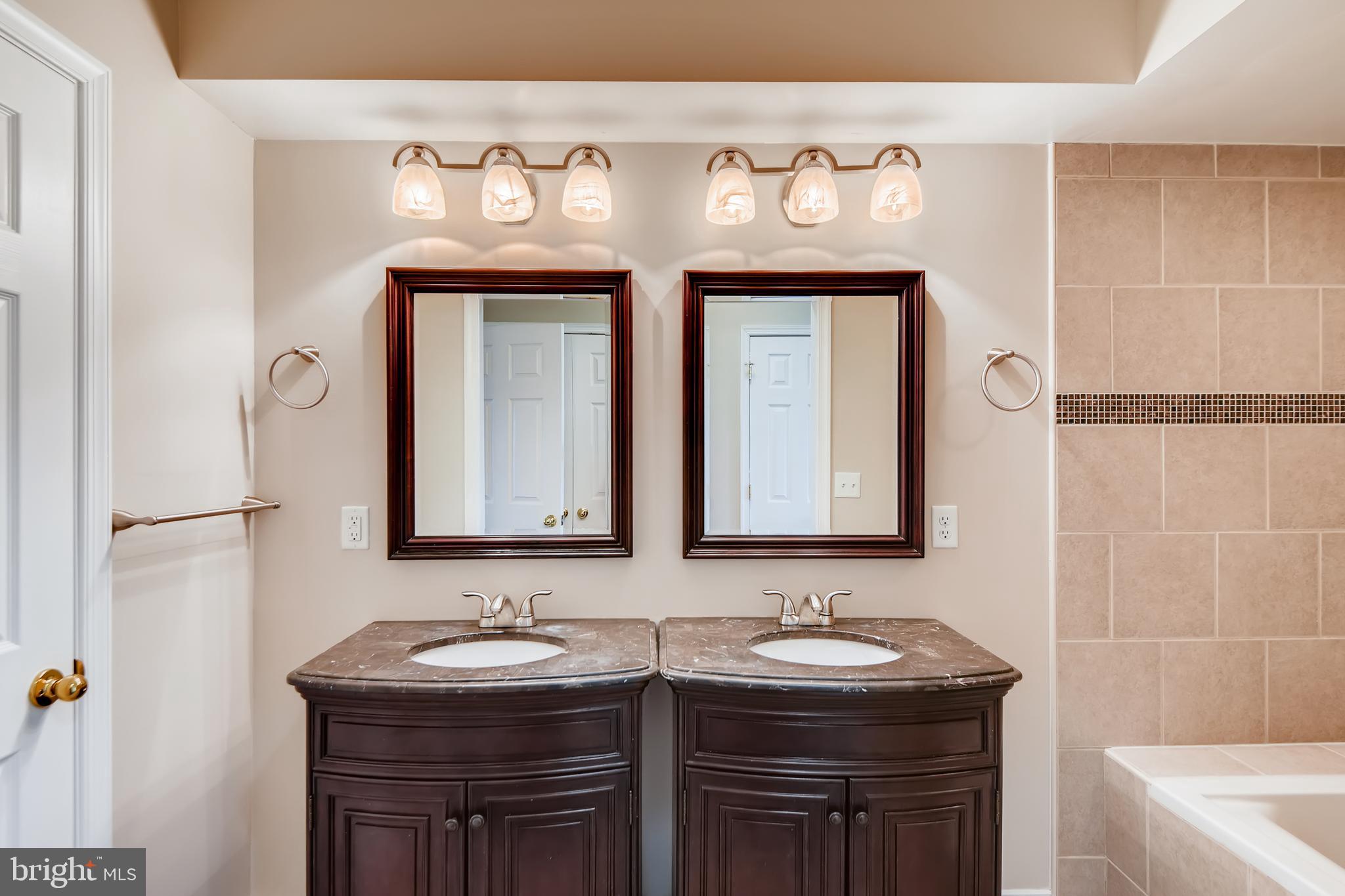 CANTON - Residential Lease