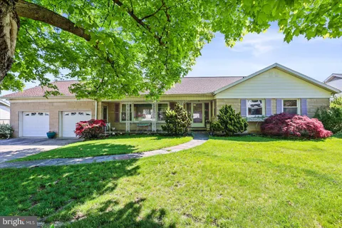 MLS: PAYK2102584