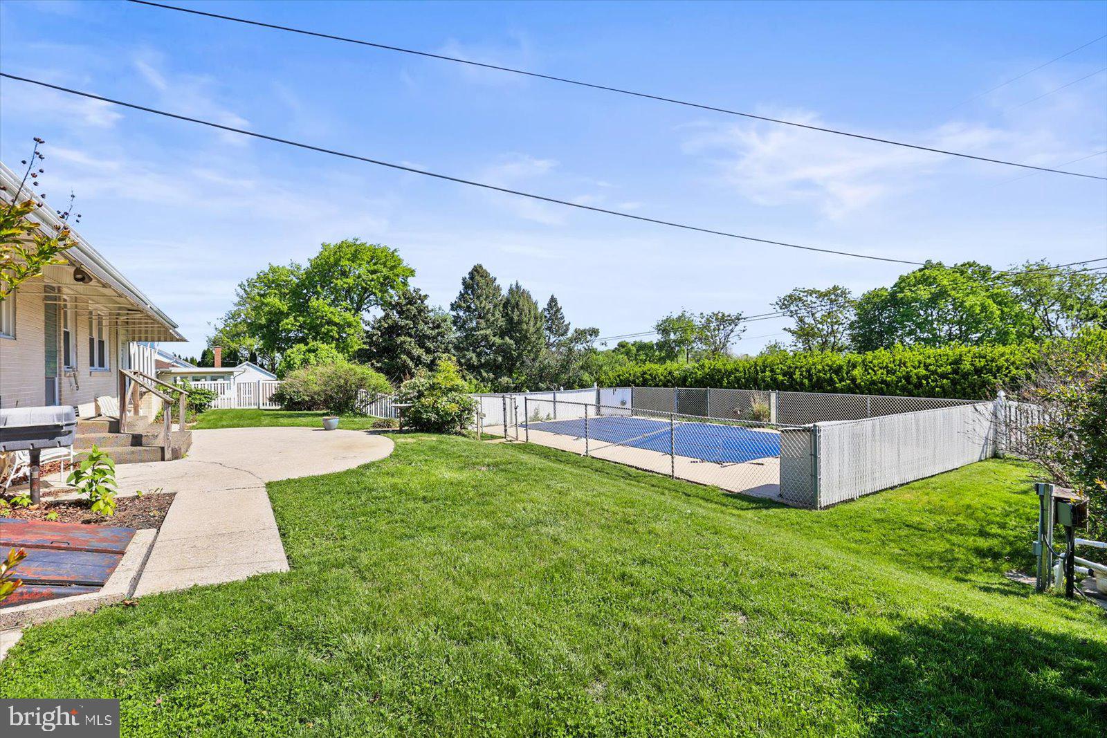 1445 CHAPEL DRIVE