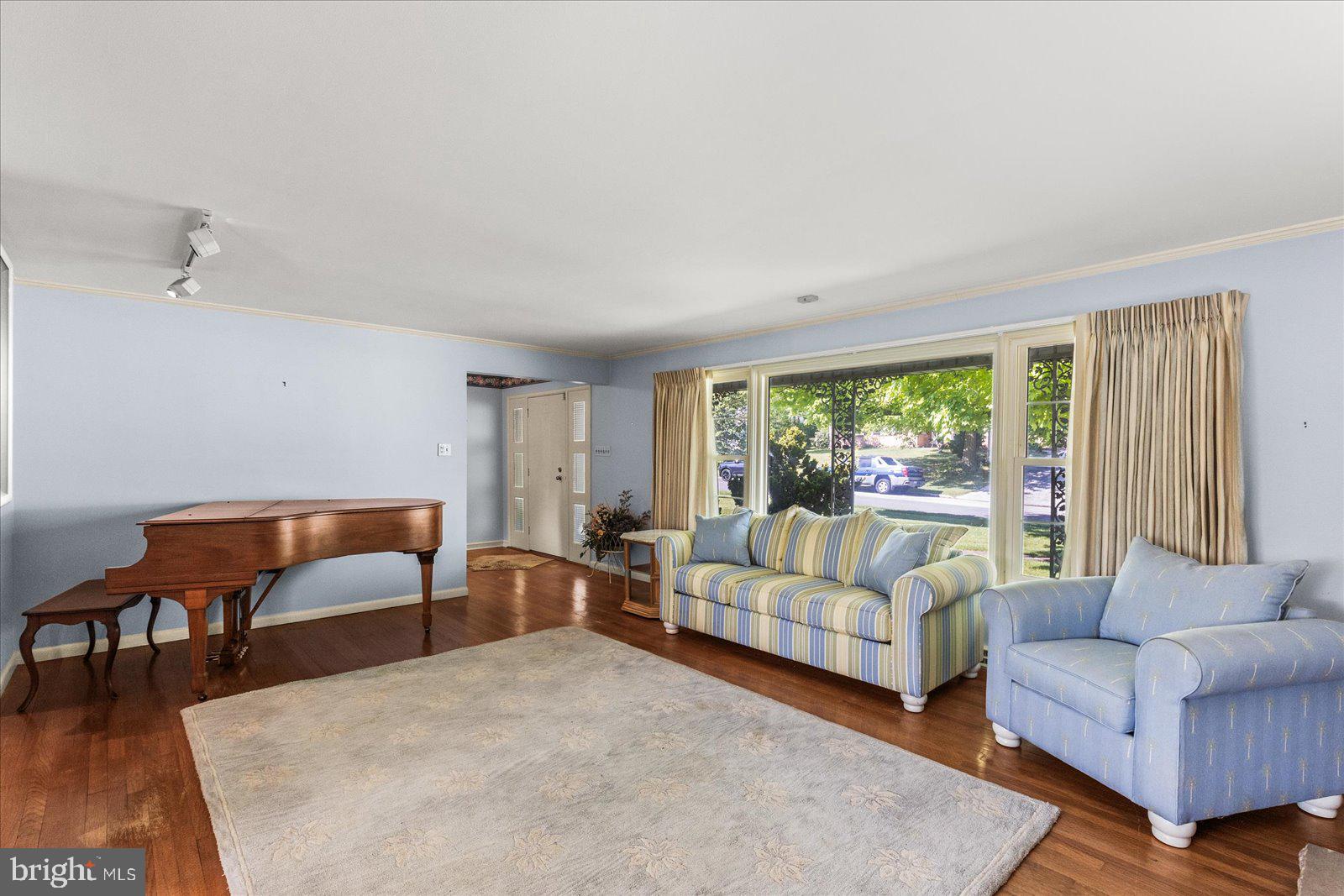 1445 CHAPEL DRIVE