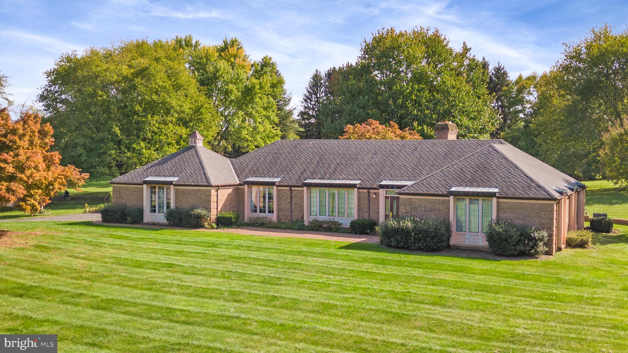 LAWNVALE ESTATES - Residential