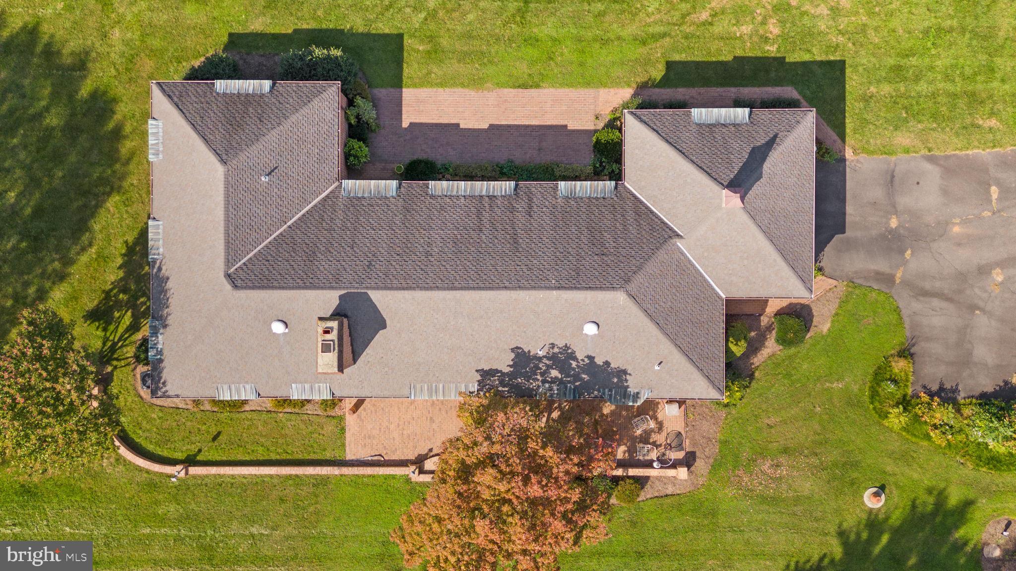 LAWNVALE ESTATES - Residential