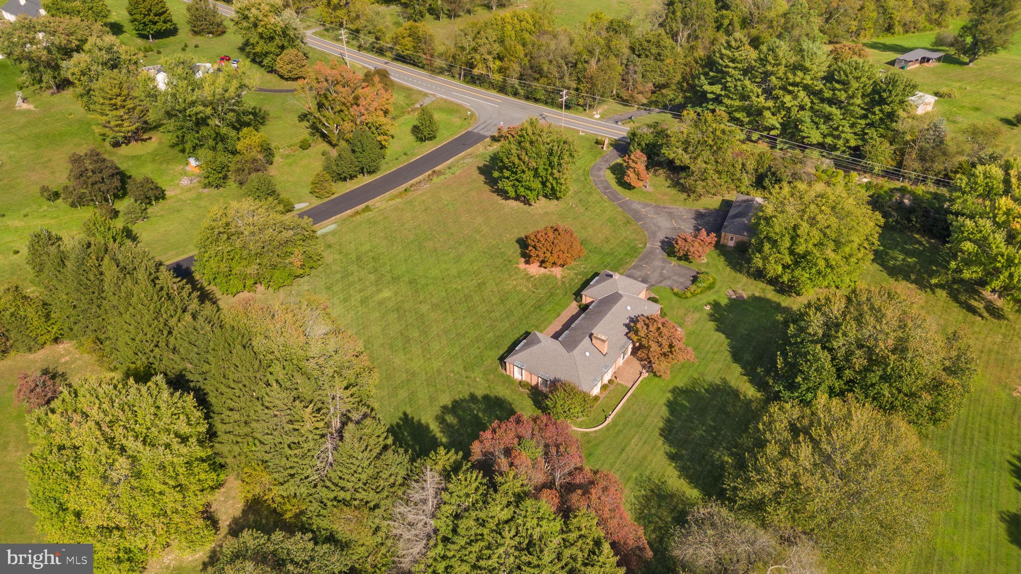 LAWNVALE ESTATES - Residential