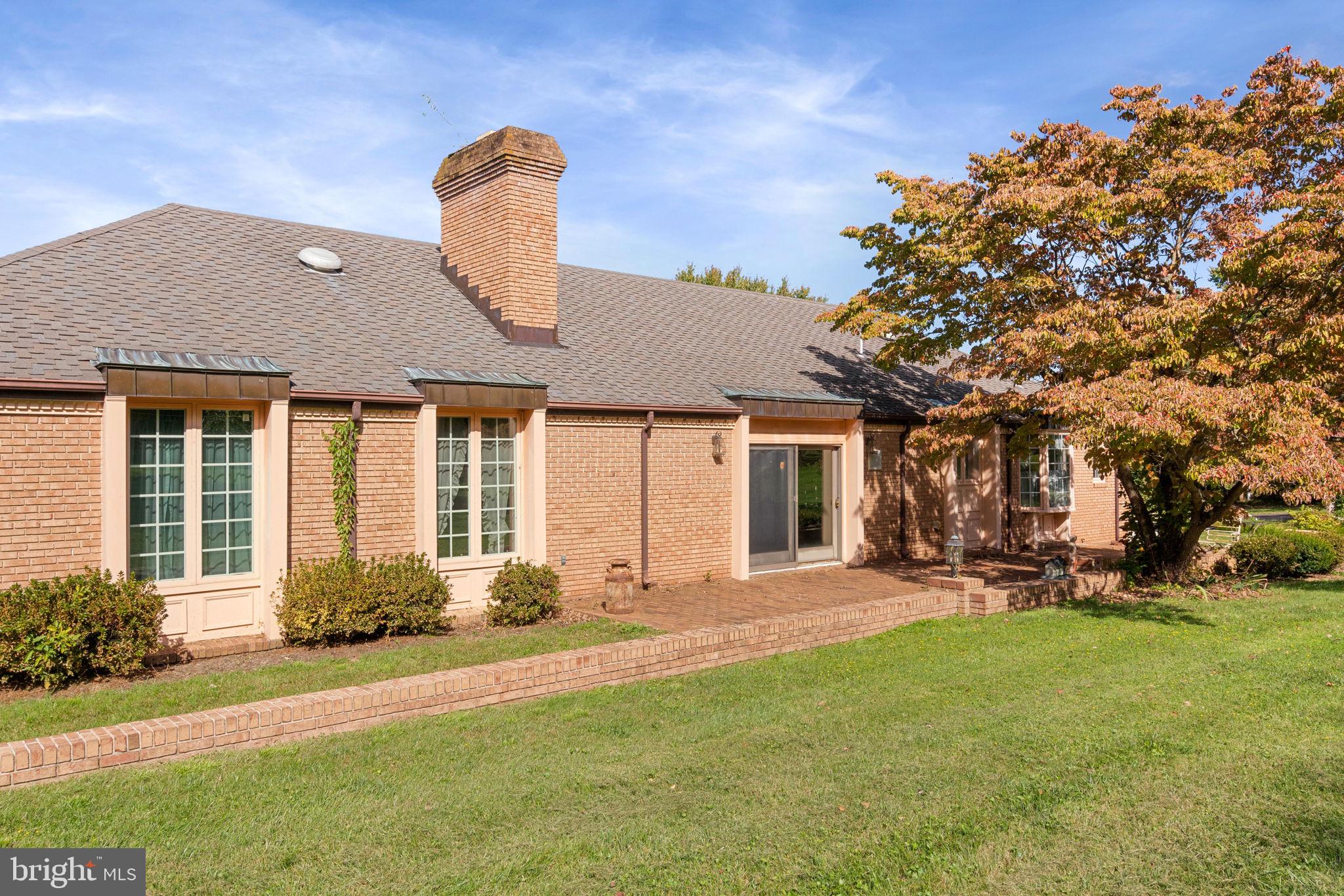 LAWNVALE ESTATES - Residential