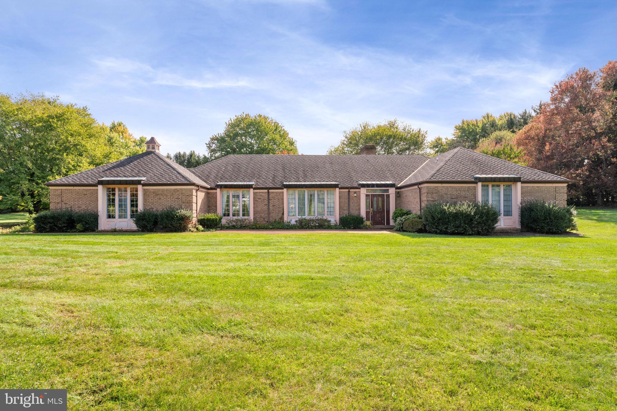 LAWNVALE ESTATES - Residential