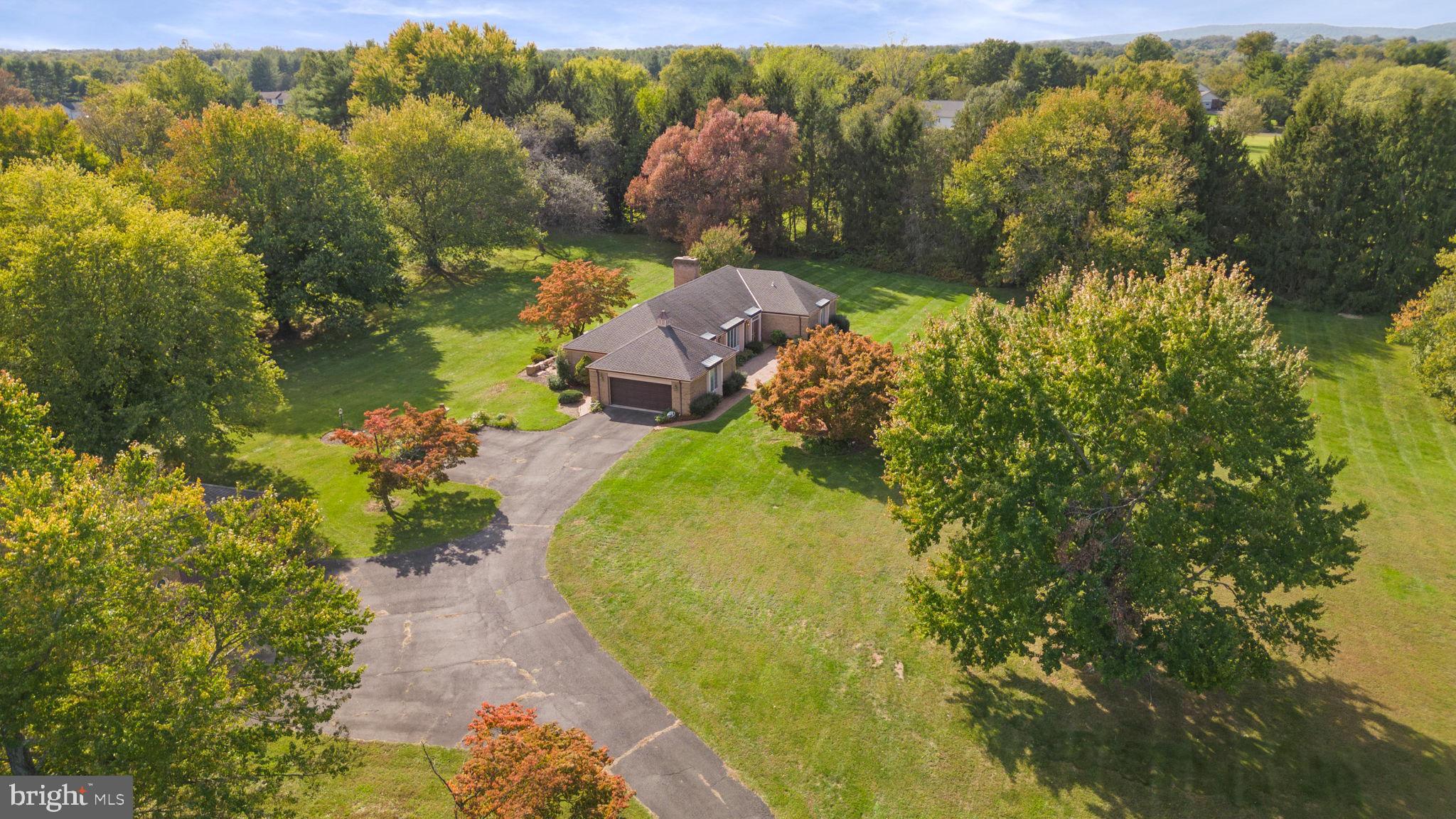 LAWNVALE ESTATES - Residential