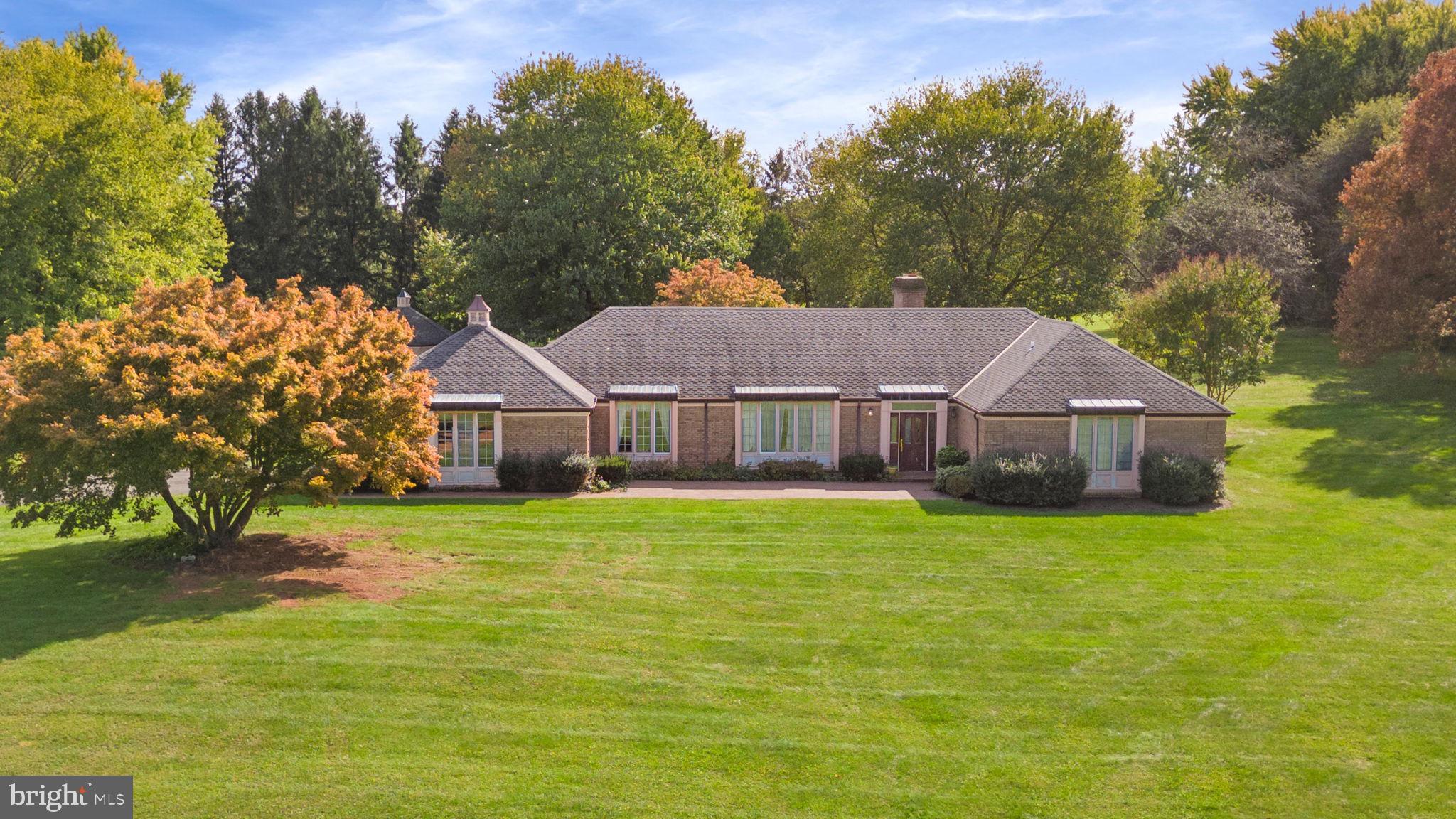 LAWNVALE ESTATES - Residential