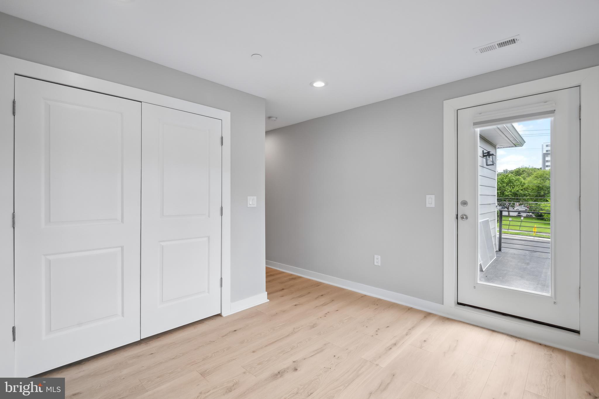 TAKOMA PARK - Residential