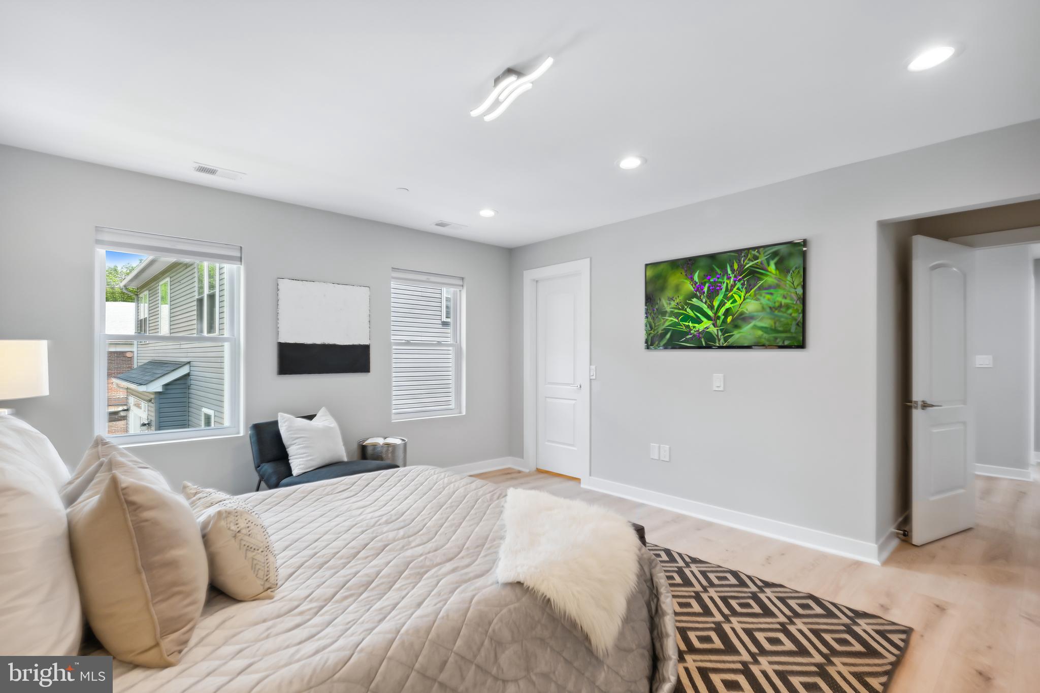 TAKOMA PARK - Residential