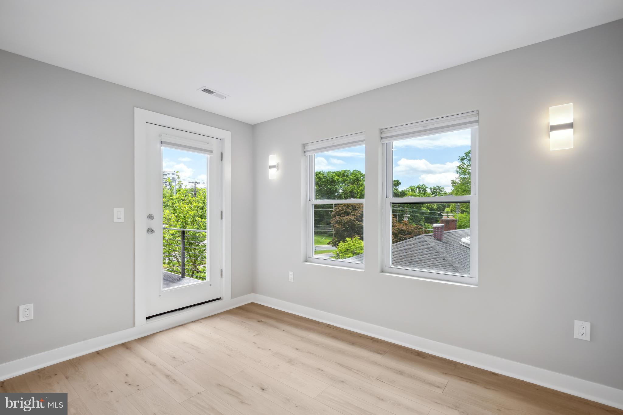 TAKOMA PARK - Residential