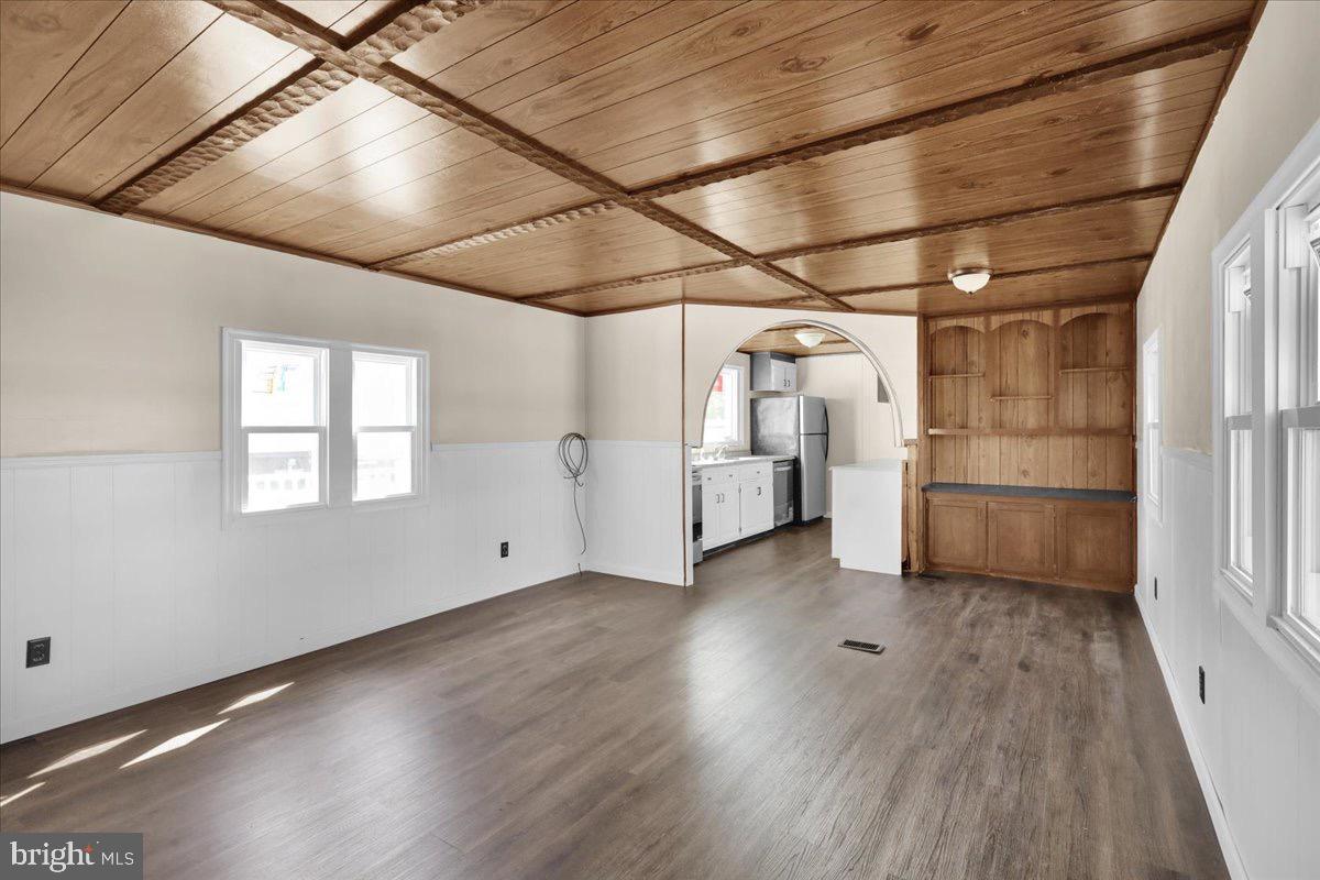 PLEASANT HILLS TR - Residential