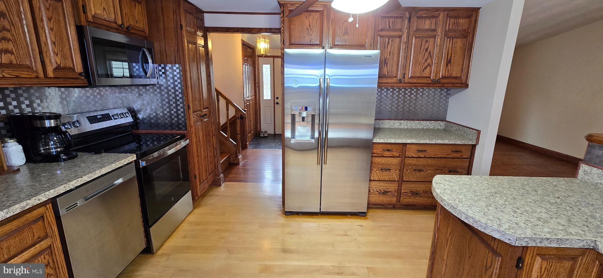 VILLAGE OF LONG REACH - Residential Lease