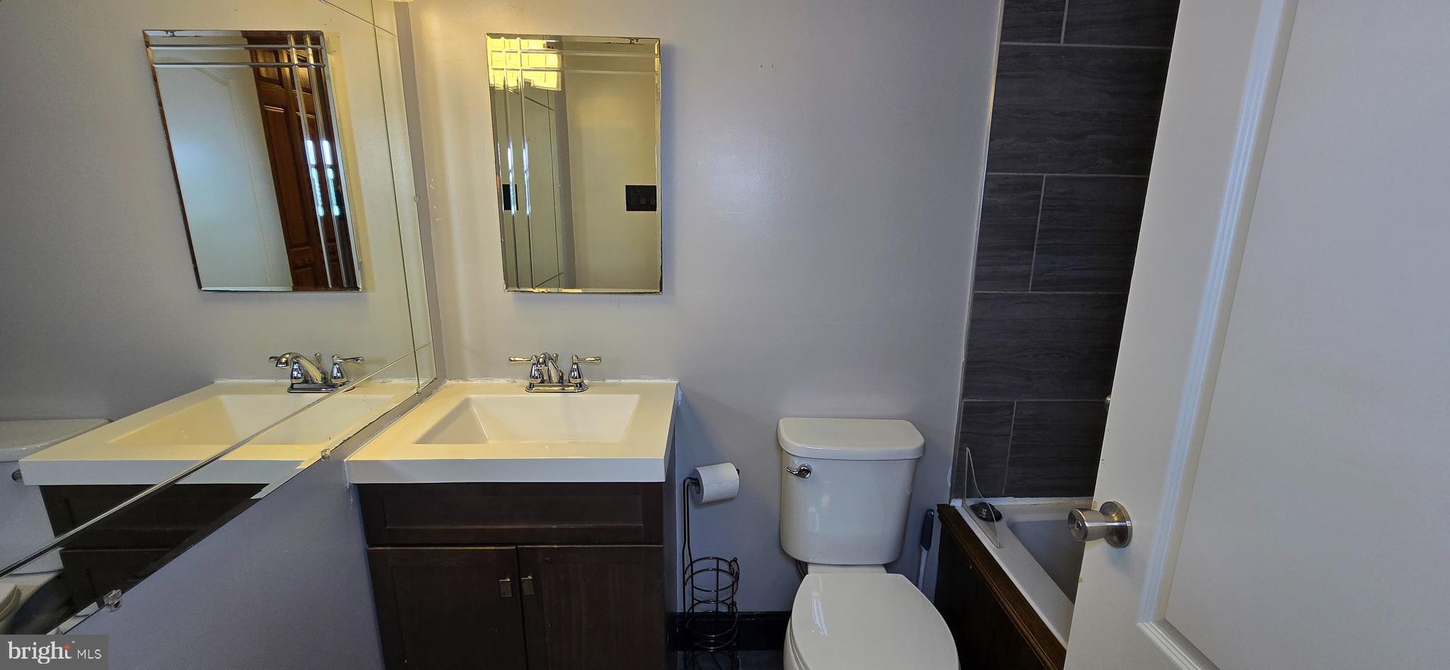 VILLAGE OF LONG REACH - Residential Lease