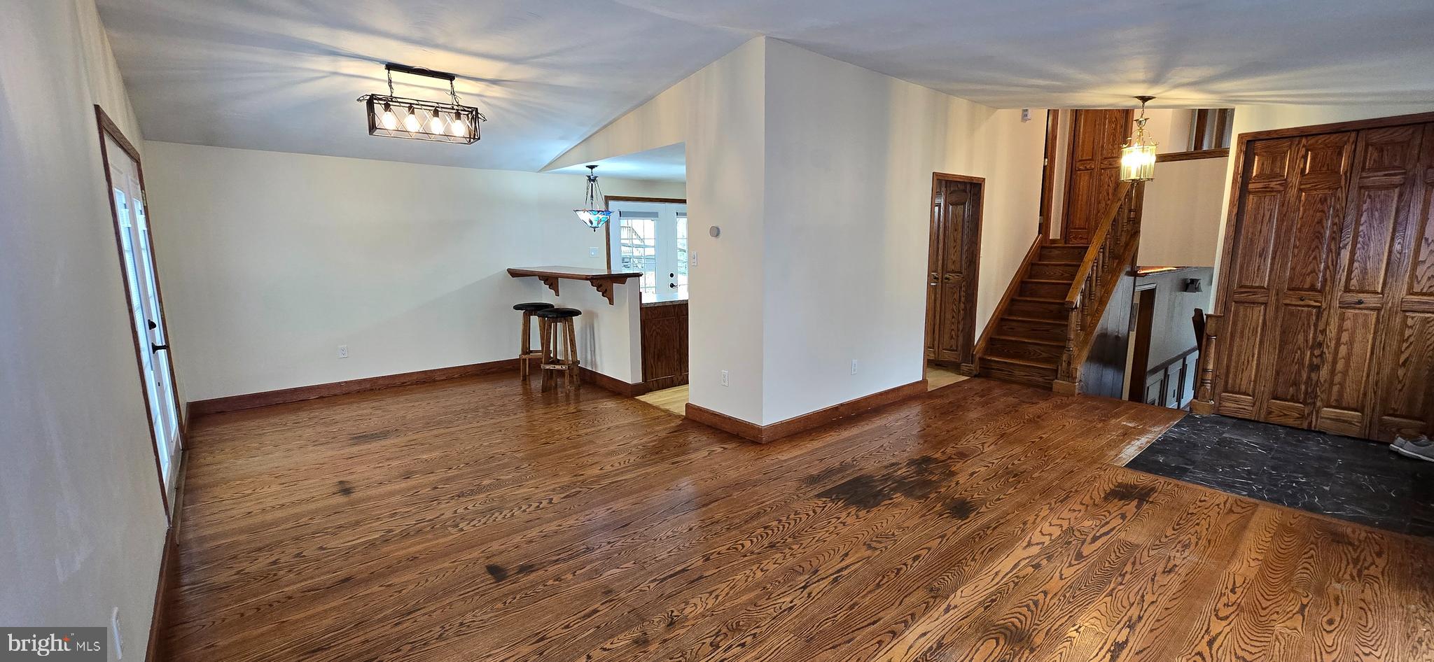 VILLAGE OF LONG REACH - Residential Lease