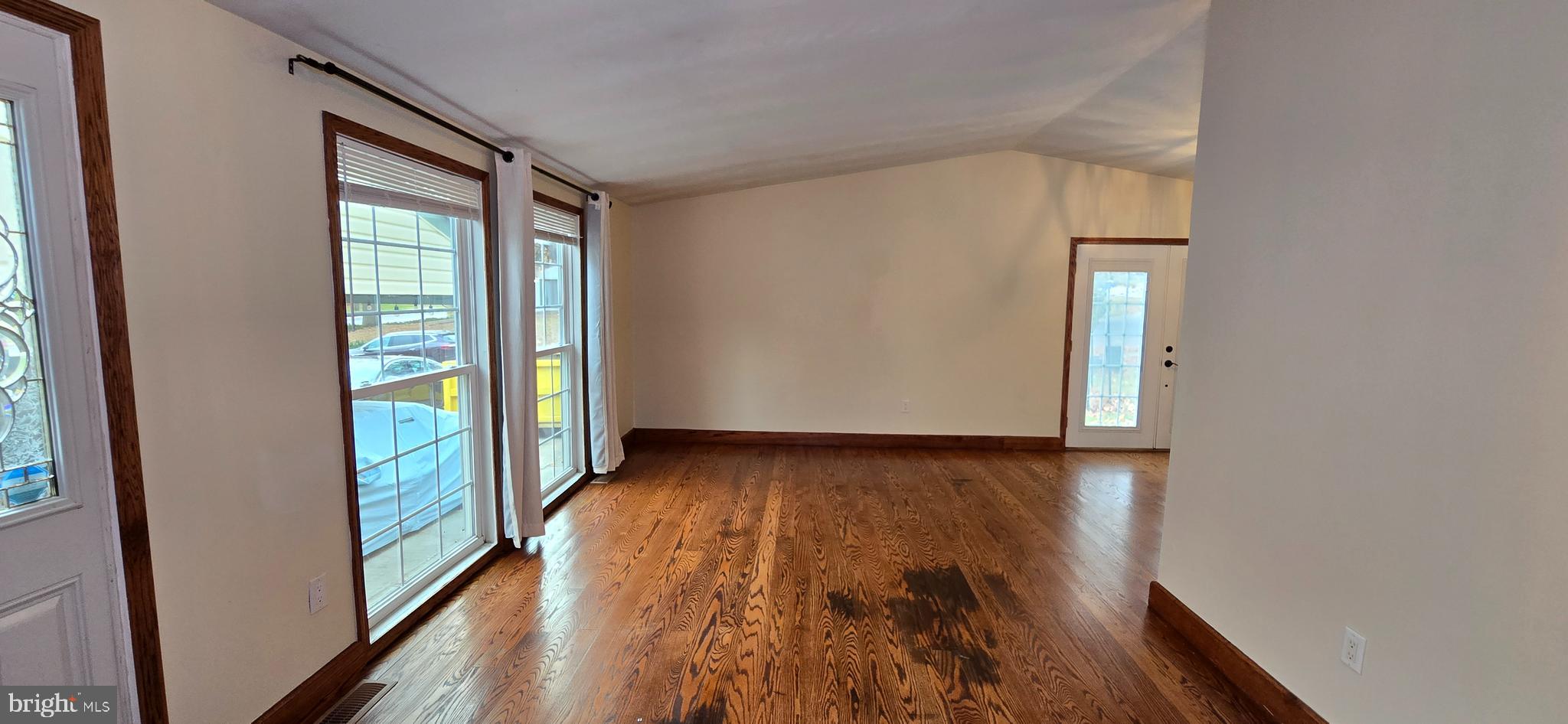 VILLAGE OF LONG REACH - Residential Lease