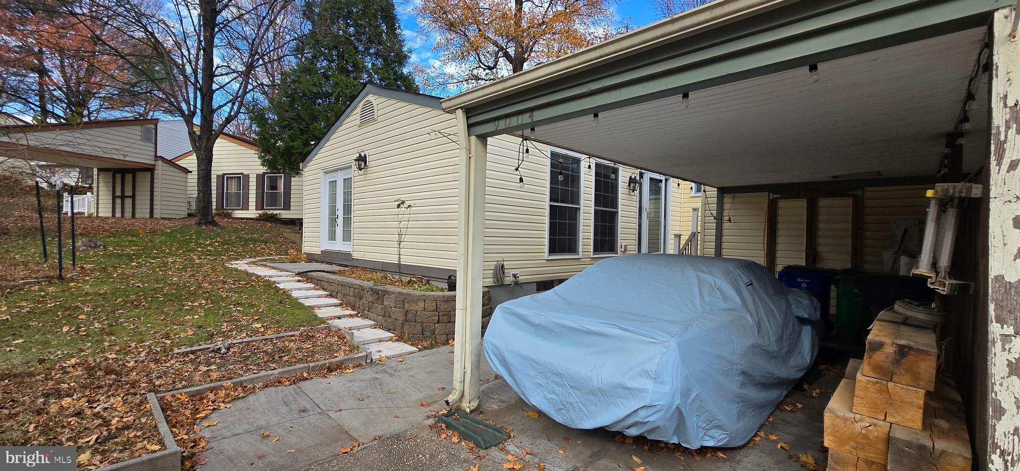 VILLAGE OF LONG REACH - Residential Lease