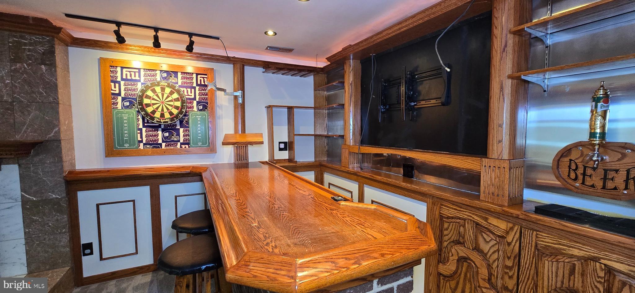 VILLAGE OF LONG REACH - Residential Lease