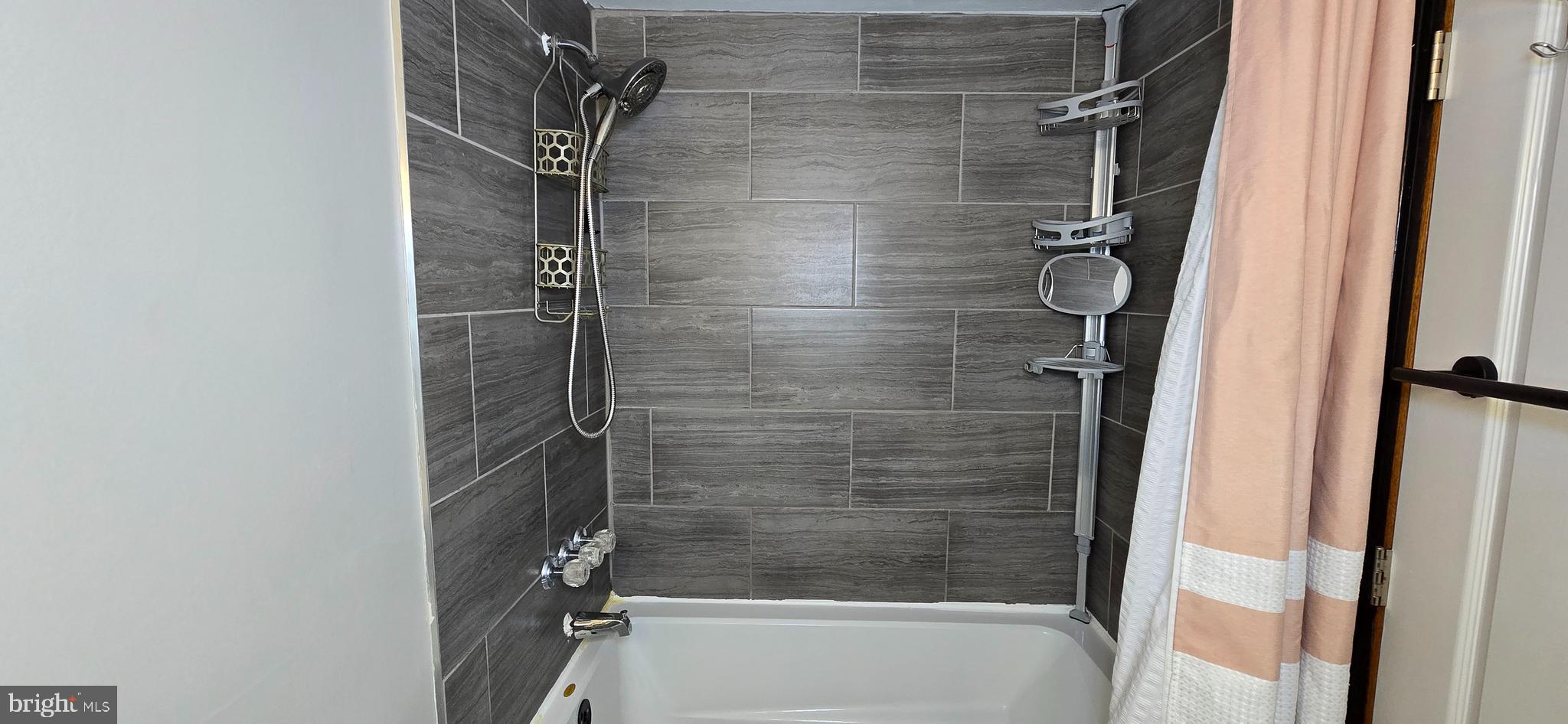 VILLAGE OF LONG REACH - Residential Lease