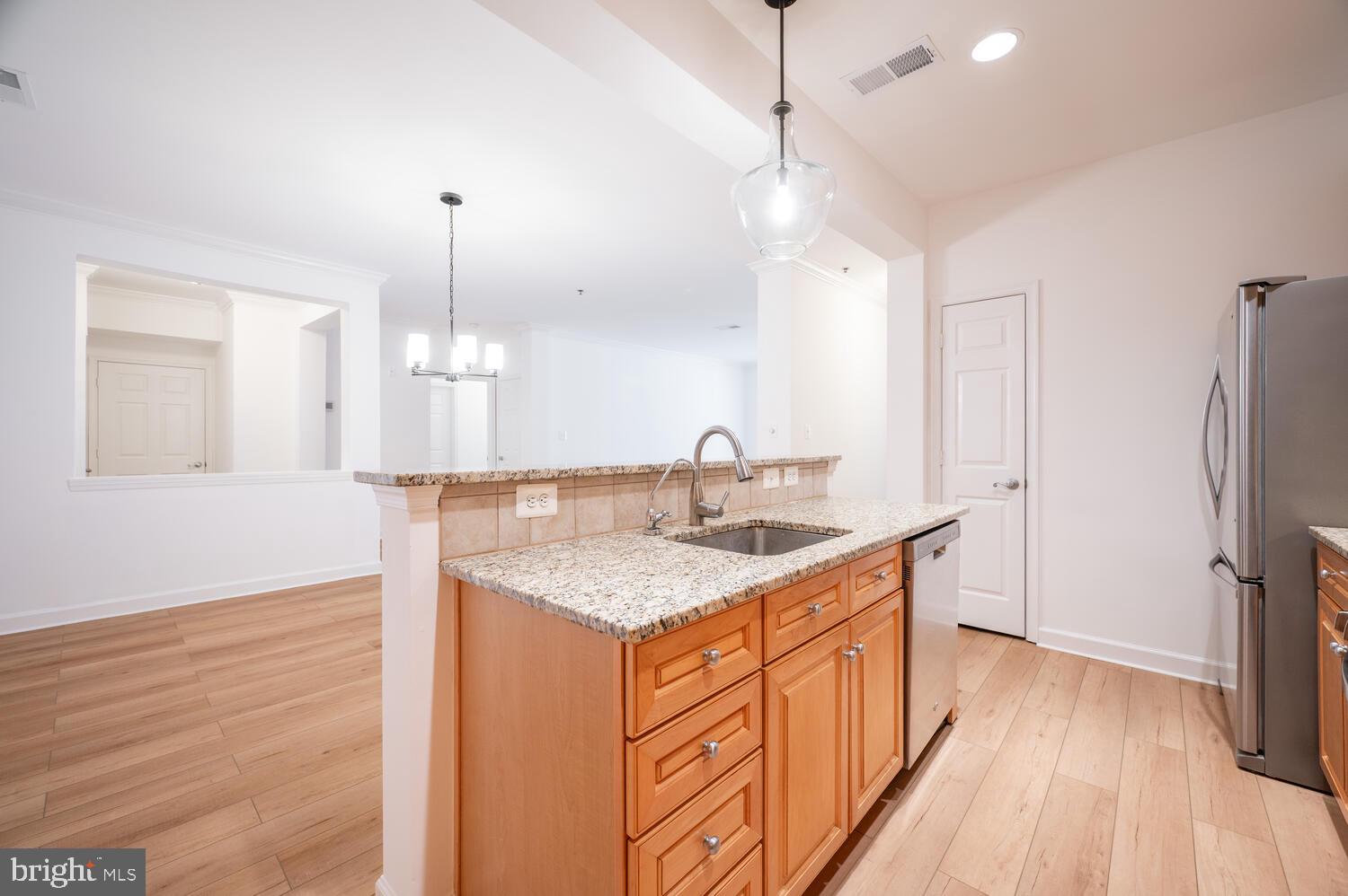 PROVIDENCE SQUARE - Residential