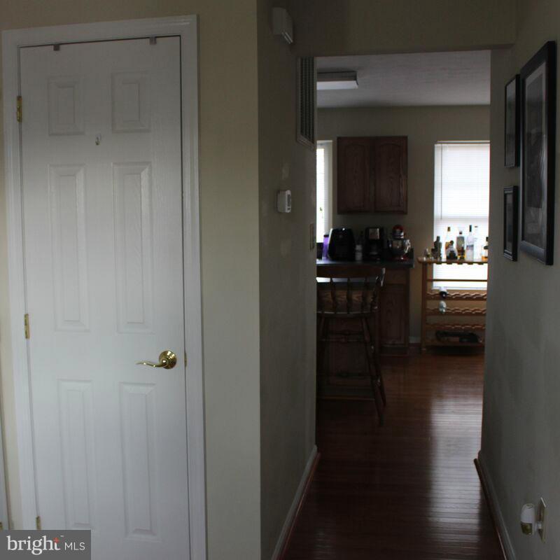 HICKORY HILLS NORTH - Residential Lease