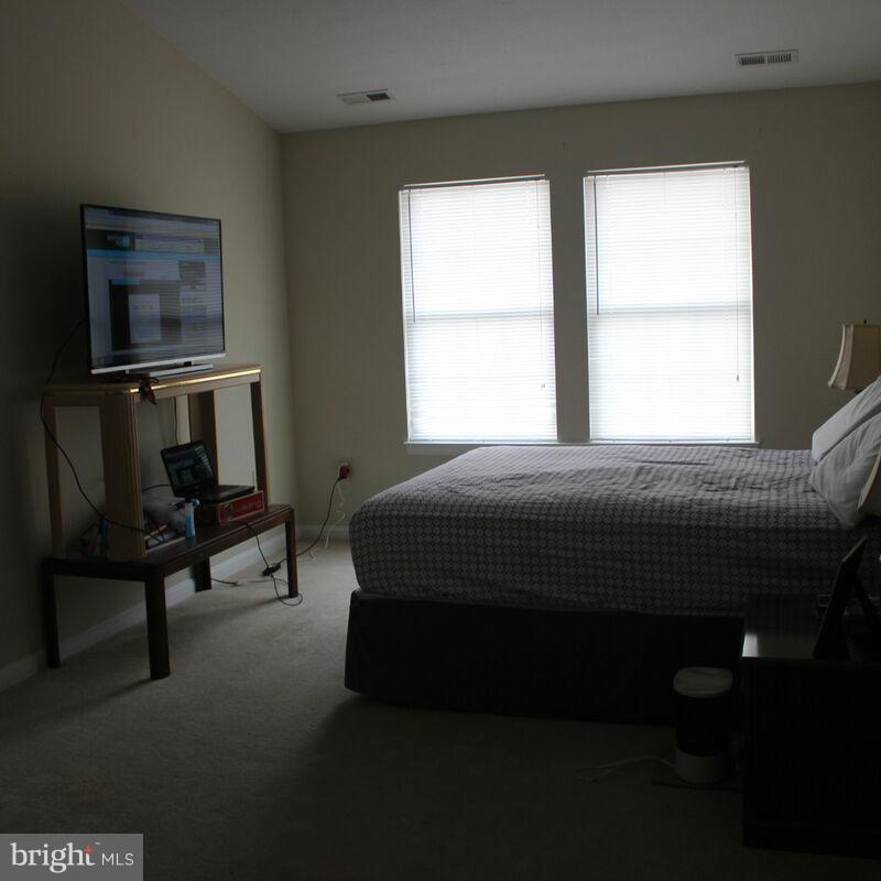 HICKORY HILLS NORTH - Residential Lease