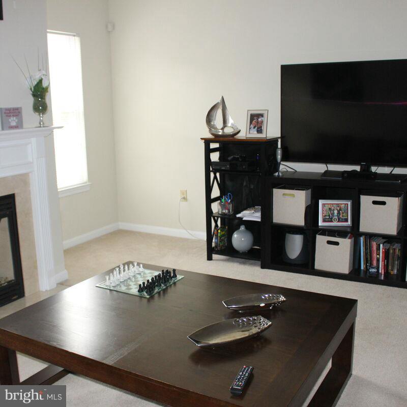 HICKORY HILLS NORTH - Residential Lease