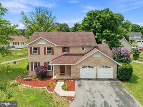 Homes For Sale - 302 Ambler Lane<br/> FALLING WATERS, WV 25419