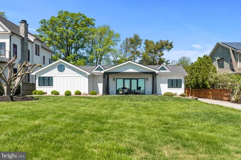 113 Bay Drive, Annapolis, MD MLS: MDAA2113968
