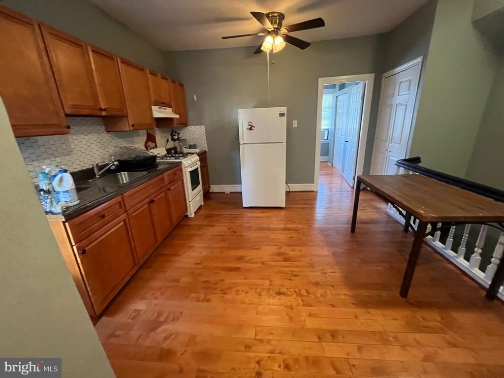 Photo of 308 S 52nd Street #3R, PHILADELPHIA, PA 19143 (MLS # PAPH2555148)