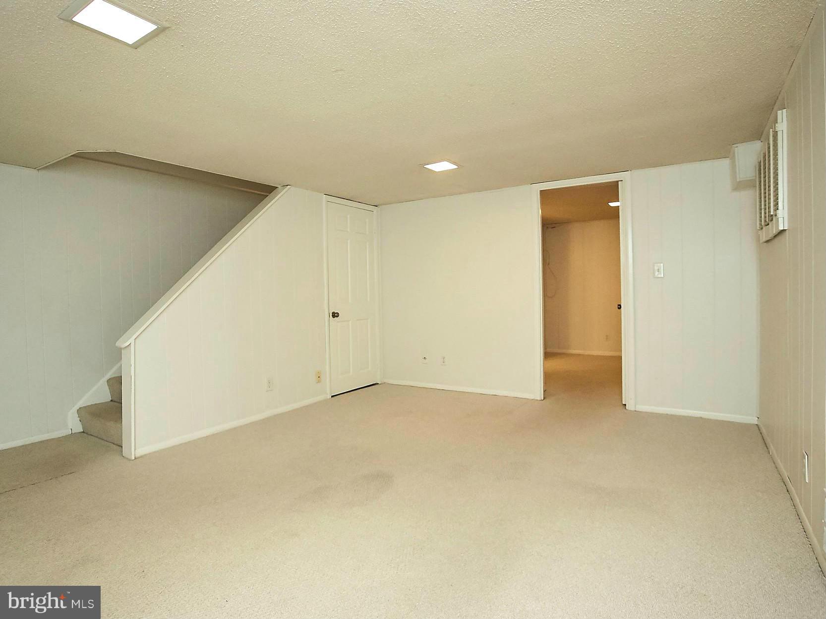 FAIRLINGTON VILLAGES - Residential