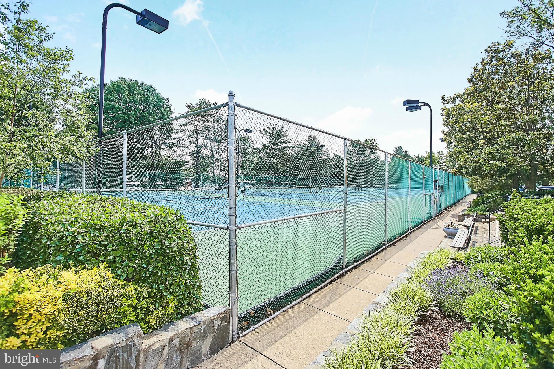 FAIRLINGTON VILLAGES - Residential