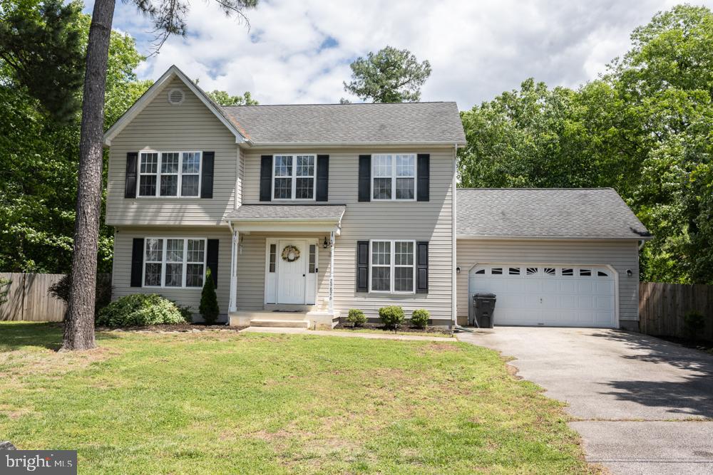 GOLDEN BEACH - Residential