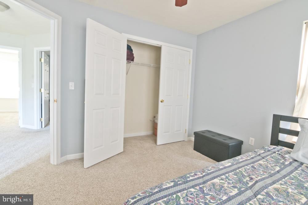 GOLDEN BEACH - Residential