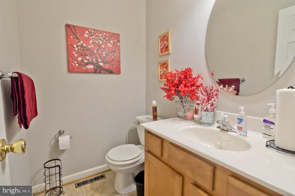 GOLDEN BEACH - Residential