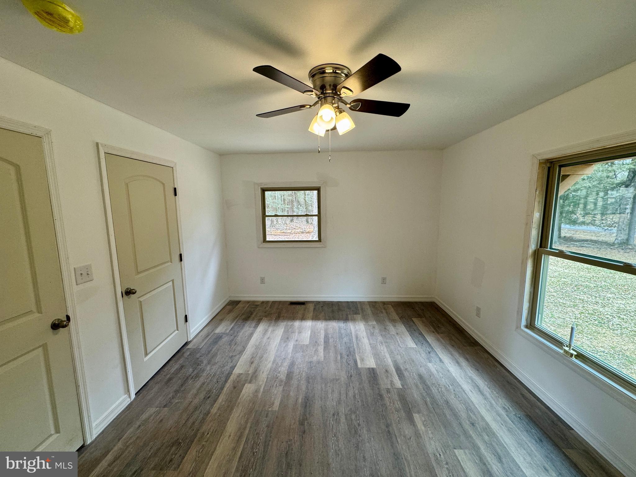 HOLIDAY POCONO - Residential