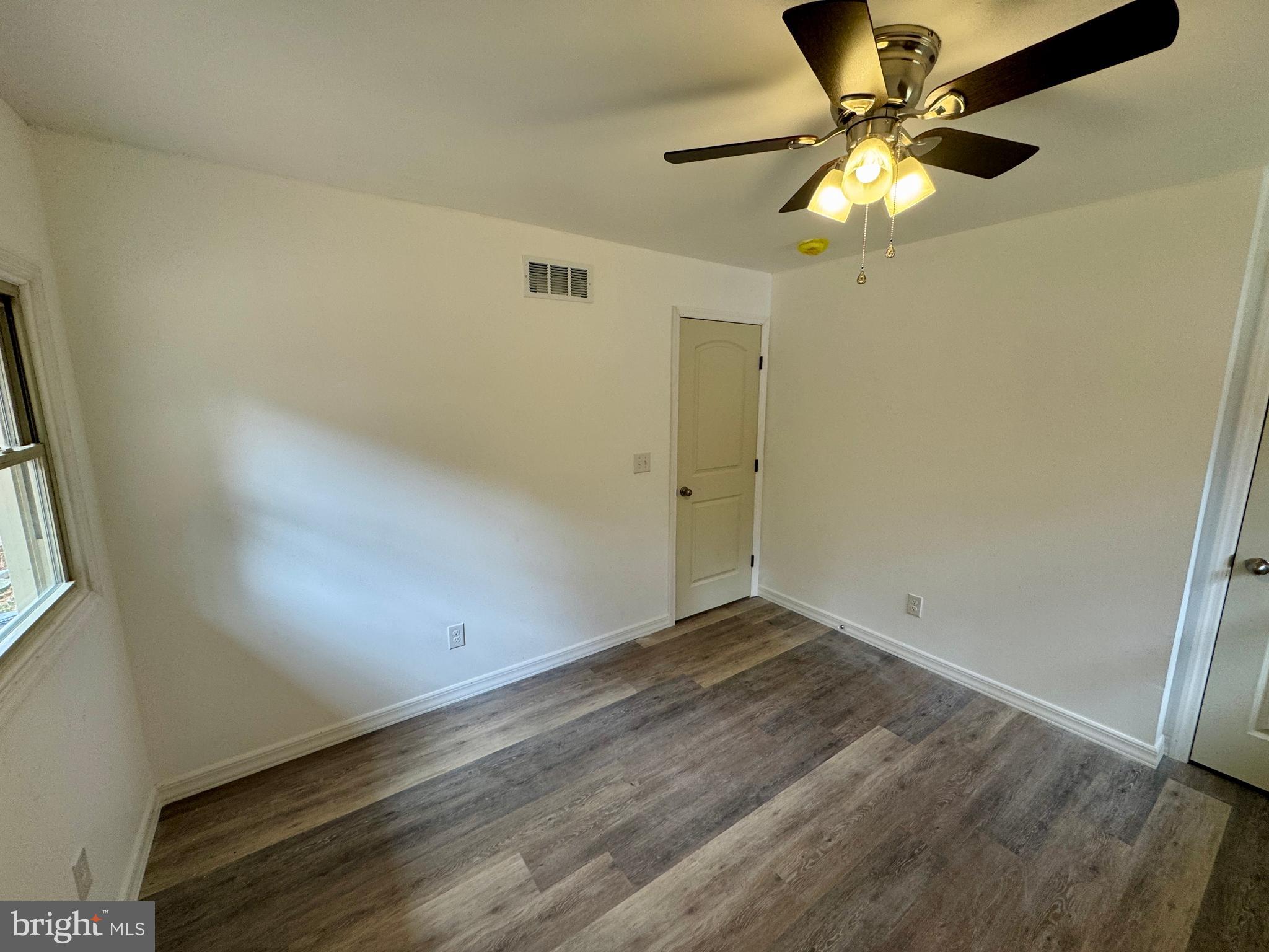 HOLIDAY POCONO - Residential