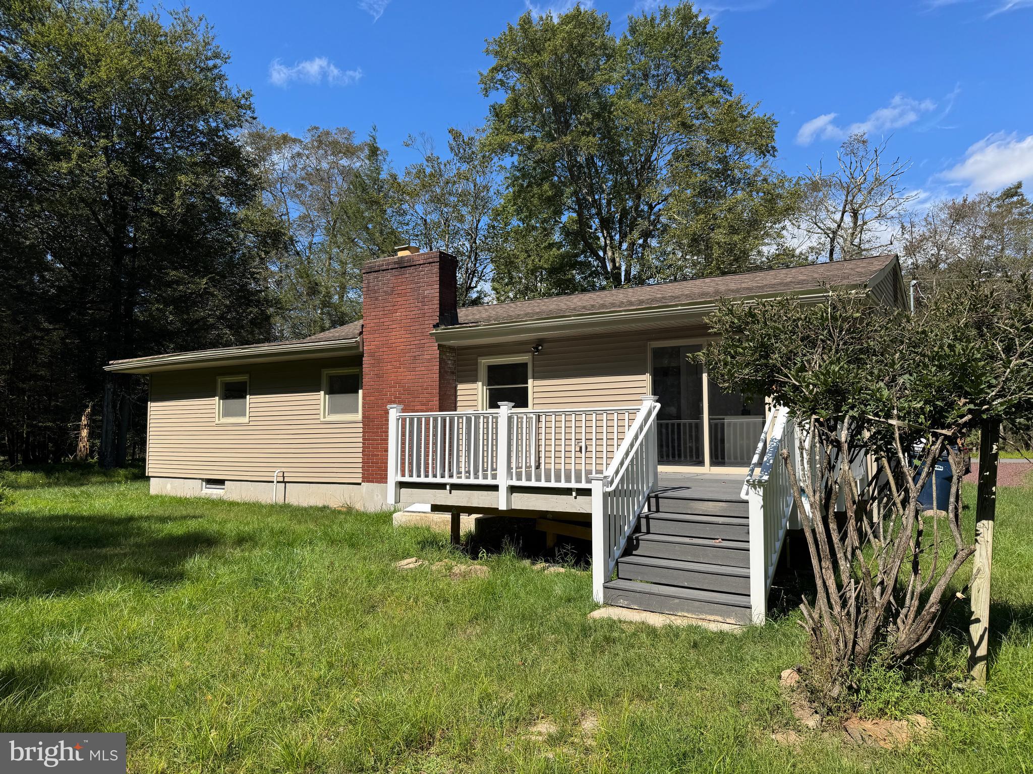 HOLIDAY POCONO - Residential