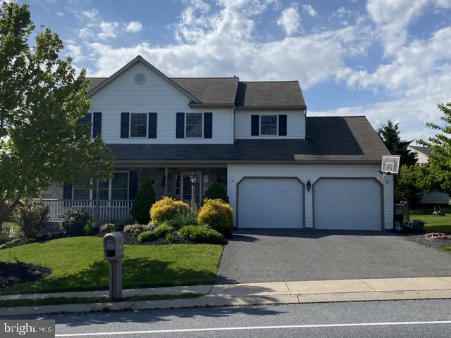 WEST RIDGE ESTATES - Residential