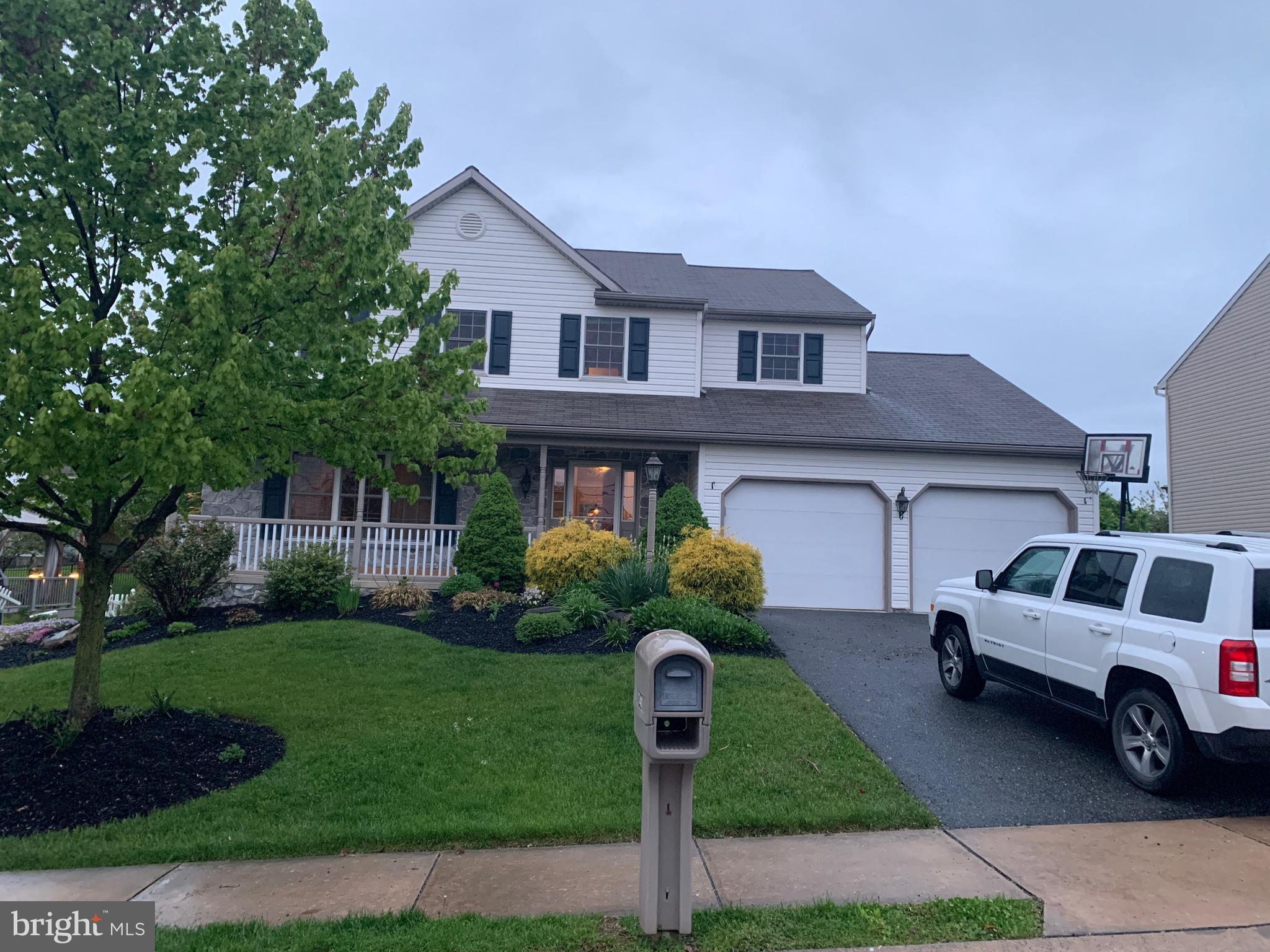 WEST RIDGE ESTATES - Residential