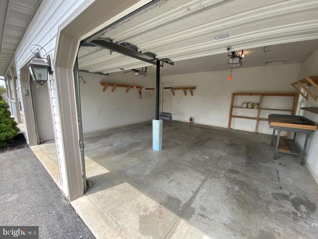 WEST RIDGE ESTATES - Residential