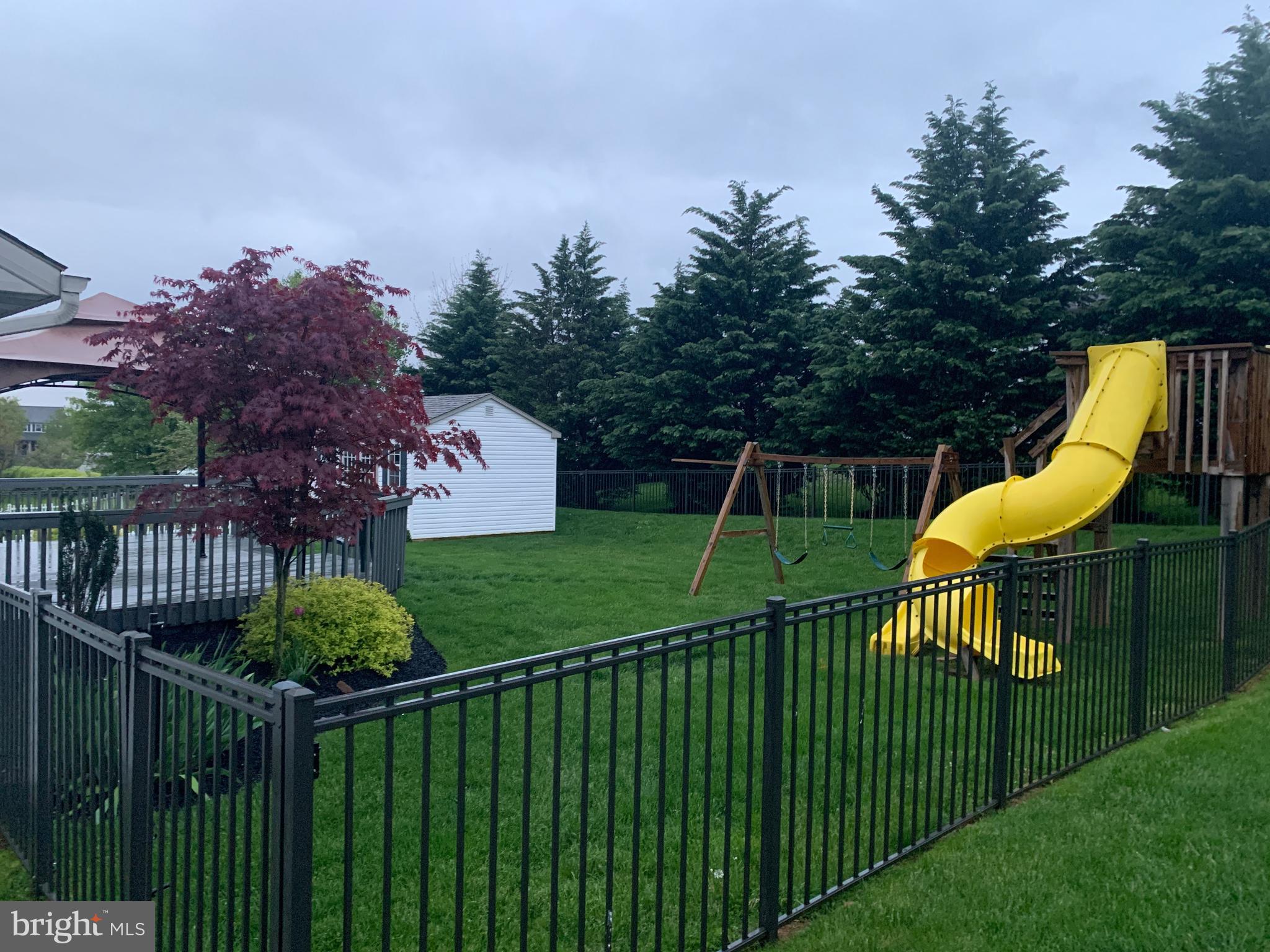 WEST RIDGE ESTATES - Residential