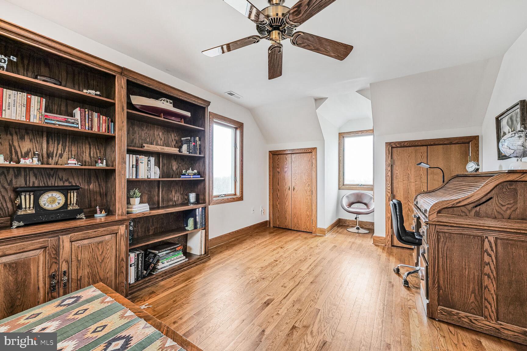 CHESAPEAKE OVERLOOK - Residential