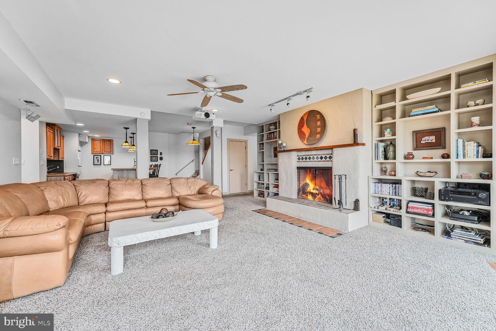 CHESAPEAKE OVERLOOK - Residential